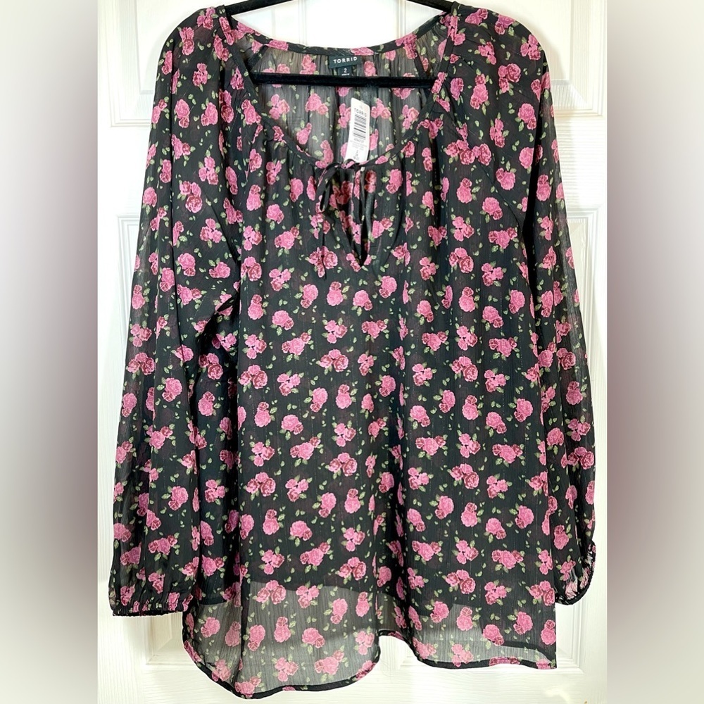 NWT‎ TORRID Women's Plus Size Crinkle Chiffon Tie Front Long Sleeve Top Size 2X